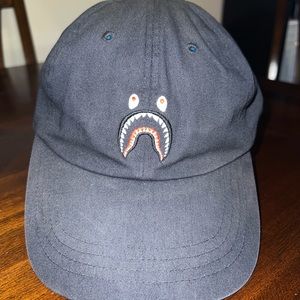 BAPE mens hat